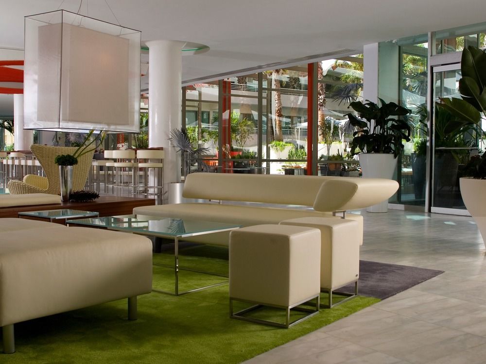 La Concha Renaissance 4*